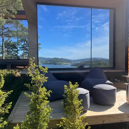 Speilsuite Med Egen Badstue Og Panorama Деревянный коттедж Стейнхьер