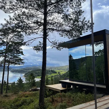 Speilsuite Med Egen Badstue Og Panorama Деревянный коттедж *