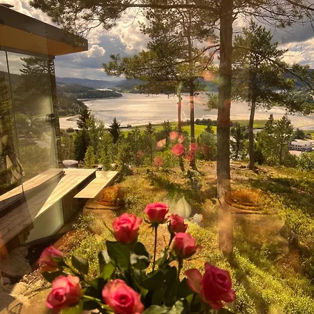 Lodger Speilsuite Med Egen Badstue Og Panorama Steinkjer